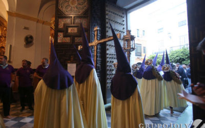 Devolución de túnicas propiedad de la hermandad