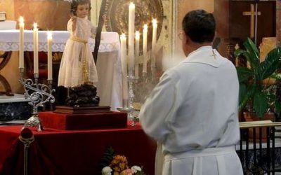 1 de Mayo, comenzamos el mes de María y del Niño Jesus de la Pasión